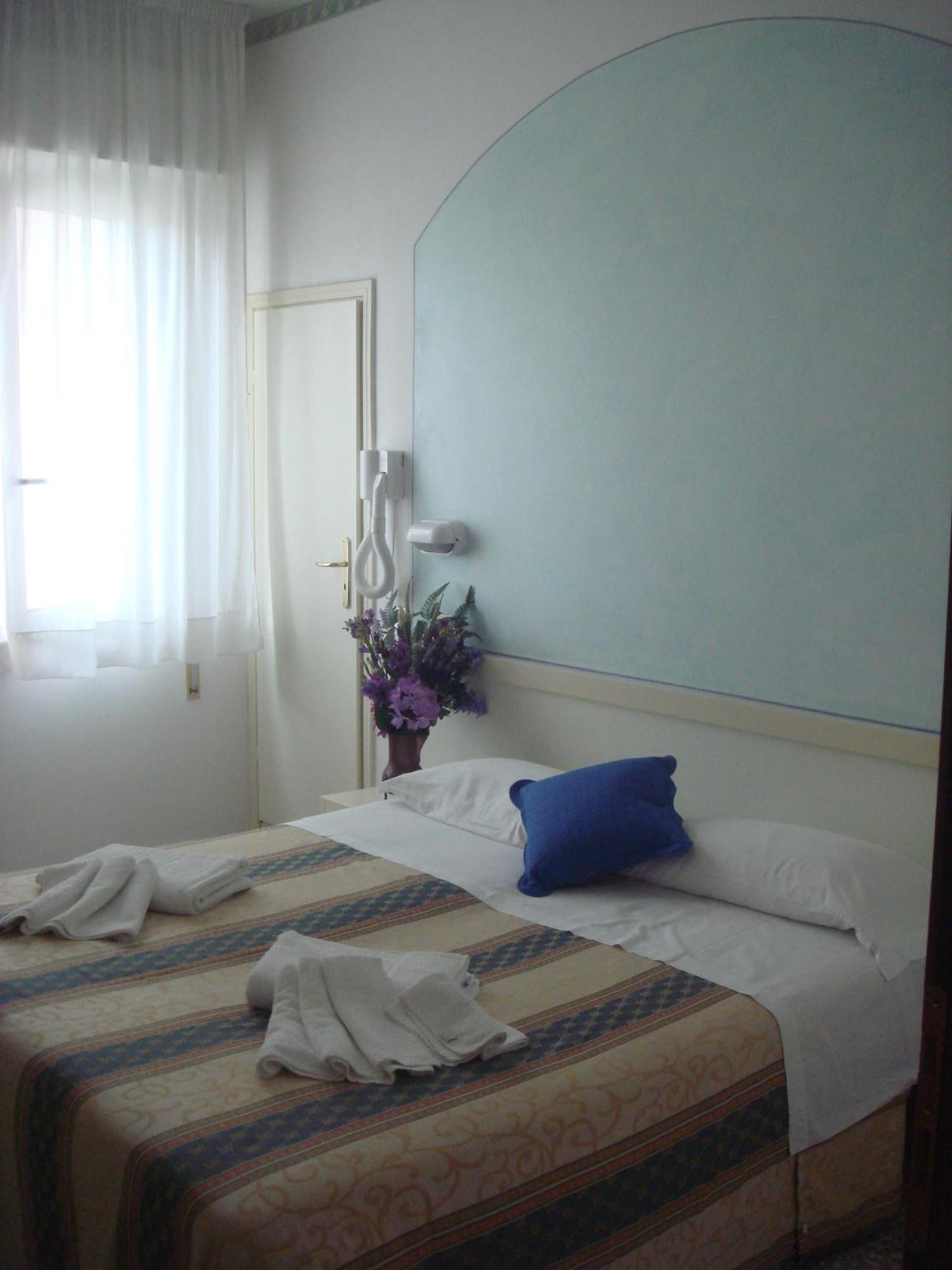 Hotel Arcade Rimini Eksteriør bilde