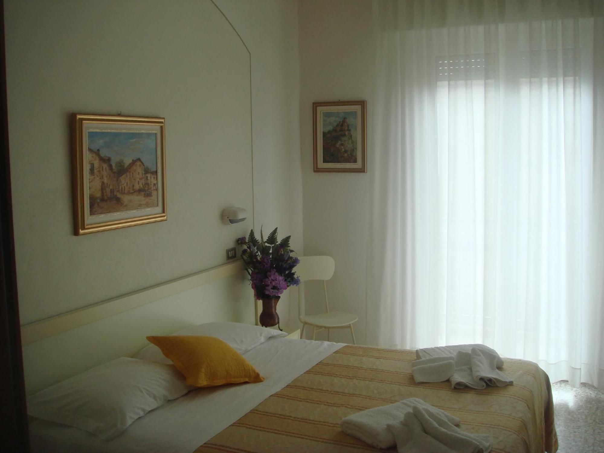 Hotel Arcade Rimini Eksteriør bilde